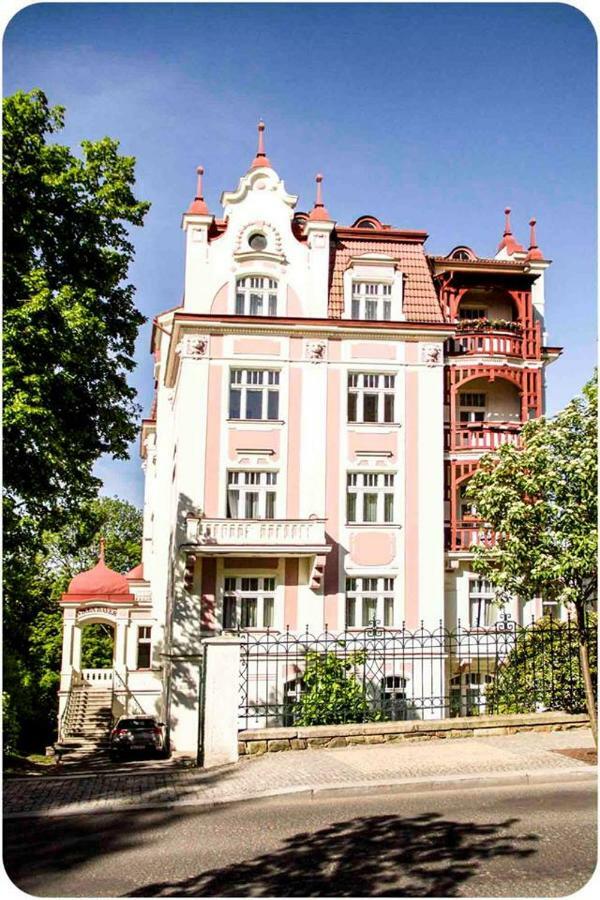 Apartman Vila Bayer Karlovy Vary Eksteriør bilde